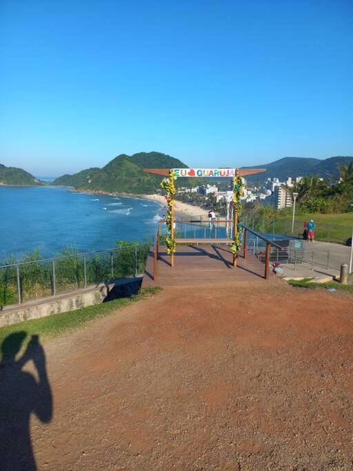 Apto Praia Do Tombo Guaruja Bagian luar foto