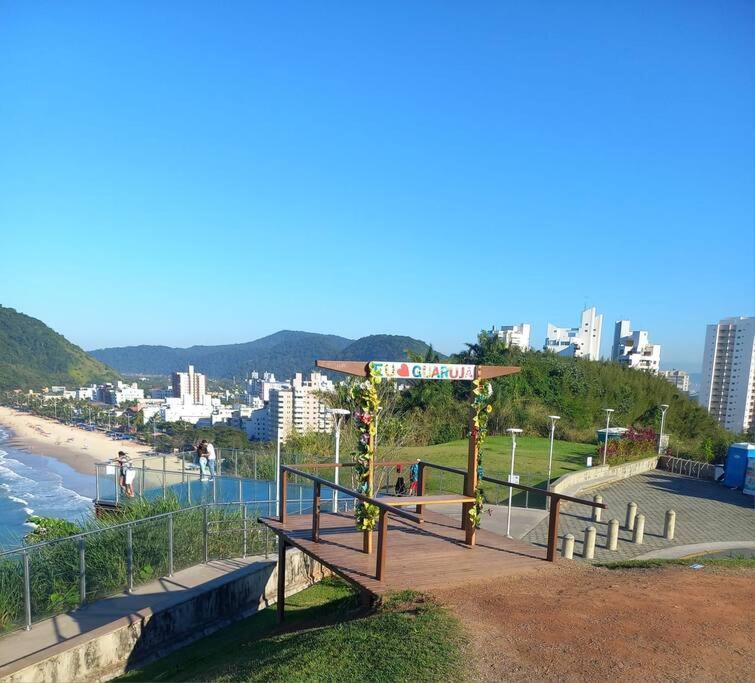 Apto Praia Do Tombo Guaruja Bagian luar foto